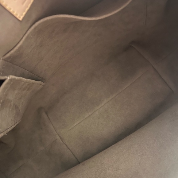 Louis Vuitton X Takashi Murakami Monogram Multicolor Greta Limited Edition bag. - Picture 12 of 12